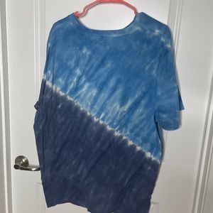 Men’s tie-dye shirt used XXL